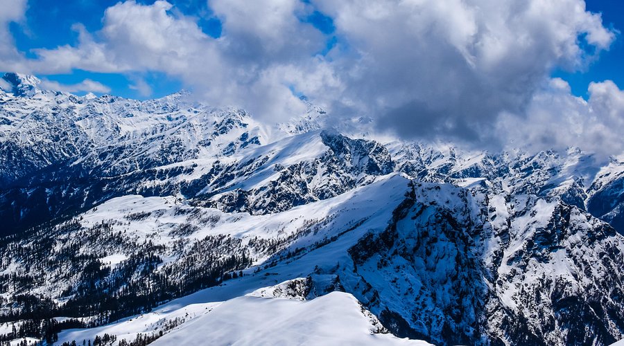 Kedarkantha Trek
